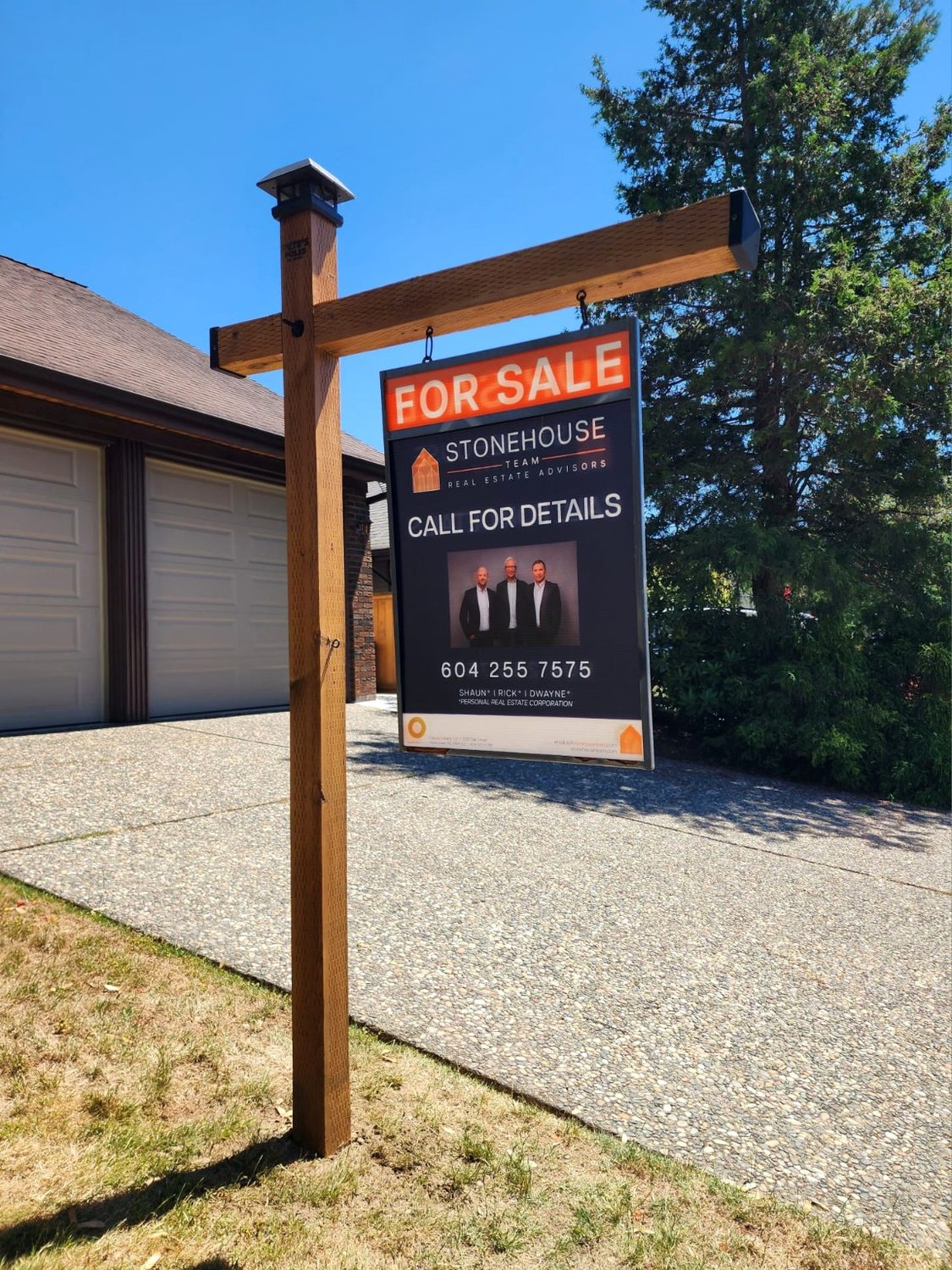 Stonehouse team sign installation